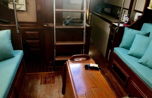 Historic Seaport Boat Rental | Miami Vice Sailboat Used For TV Series with 2 Hour Sandbar Motor Boat Trip