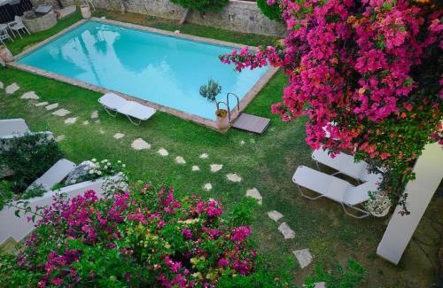 Velon Apartment | Michaella's Maissonete at Rafaella Resort