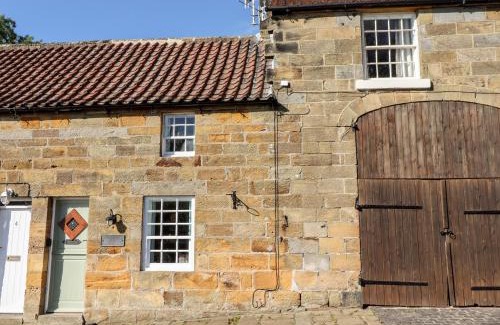 Castleton House | Michaelmass Cottage