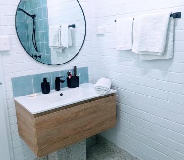 Meikleville Hill Apartment | Michaels by the Sea