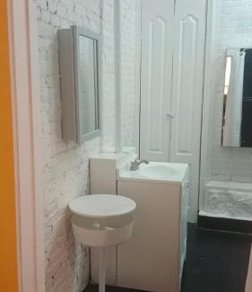 West End Apartment | Michie Hostel