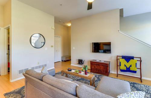 Northville Apartment | Michigan Townhome with Smart TV 25 Mi to Detroit!