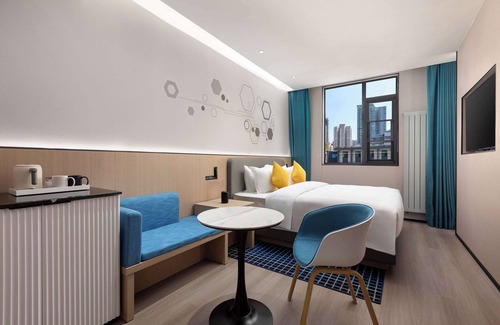 Beilin Hotel | Microtel By Wyndham Xian Beilin