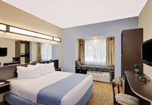 Geneva Hotel | Microtel Inn and Suites by Wyndham - Geneva