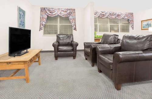 Broken Bow Hotel | Microtel Inn by Wyndham Broken Bow