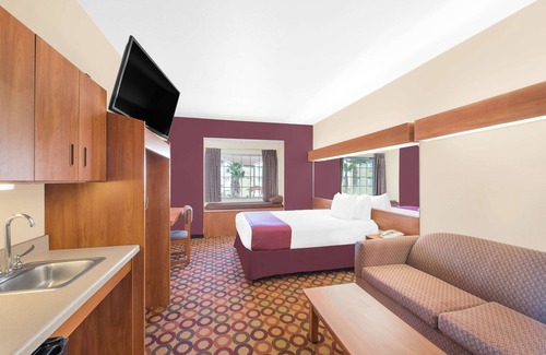 Aransas Pass Hotel | Microtel Inn & Suites by Wyndham Aransas Pass/Corpus Christi