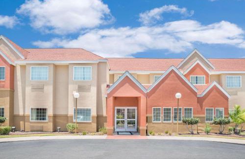 Aransas Pass Hotel | Microtel Inn & Suites by Wyndham Corpus Christi/Aransas Pass