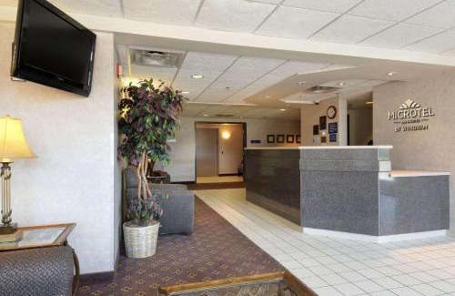 East Bloomington Hotel | Microtel Inn & Suites by Wyndham Bloomington MSP Airport
