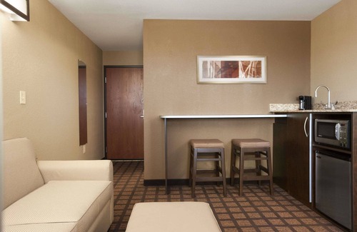 Pleasanton Hotel | Microtel Inn & Suites by Wyndham Pleasanton