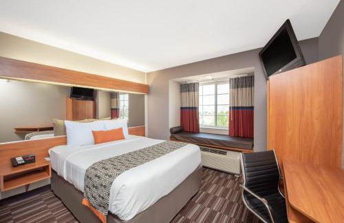 Springfield Hotel | Microtel Inn & Suites by Wyndham Springfield