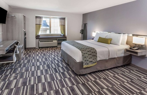 West Fargo Hotel | Microtel Inn & Suites by Wyndham West Fargo Medical Center