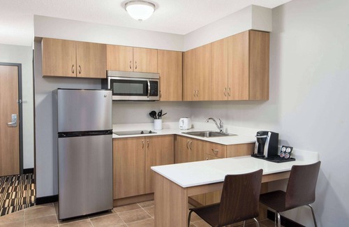 Sudbury Hotel | Microtel Inn & Suites by Wyndham Sudbury