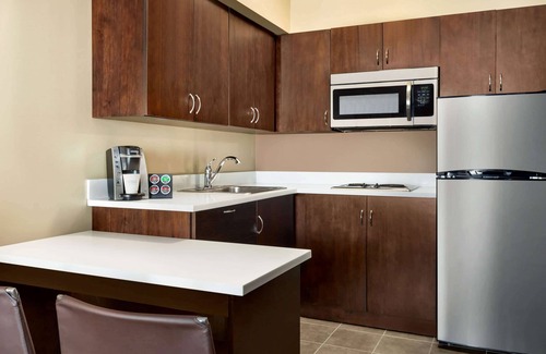 Weyburn Hotel | Microtel Inn & Suites by Wyndham Weyburn