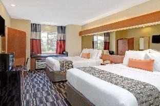 Bushnell Hotel | Microtel Inn & Suites by Wyndham Bushnell