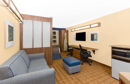 Kearney Hotel | Microtel Inn & Suites by Wyndham Kearney