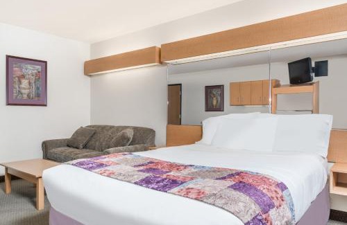 Mankato Hotel | Microtel Inn & Suites by Wyndham Mankato