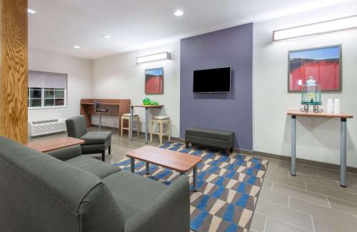 Cadiz Hotel | Microtel Inn & Suites by Wyndham Cadiz