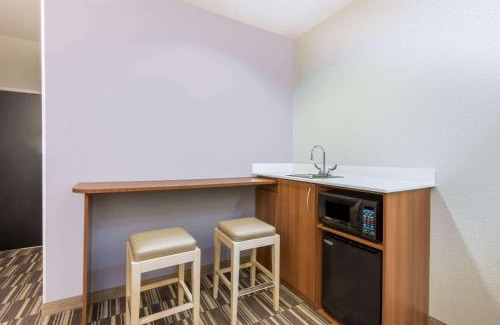Cadiz Hotel | Microtel Inn & Suites by Wyndham Cadiz