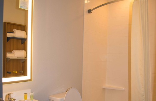 Daphne Hotel | Microtel Inn & Suites by Wyndham Daphne/Mobile