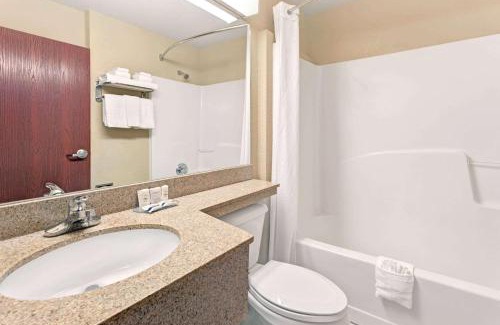Jasper Hotel | Microtel Inn & Suites by Wyndham Jasper