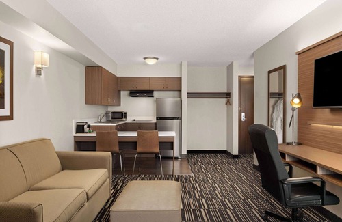 Timiskaming District Hotel | Microtel Inn & Suites by Wyndham Kirkland Lake