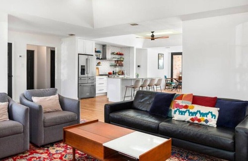 Hidalgo House | Mid-Century Modern 3 Bed, 2 Bath with a Pool
