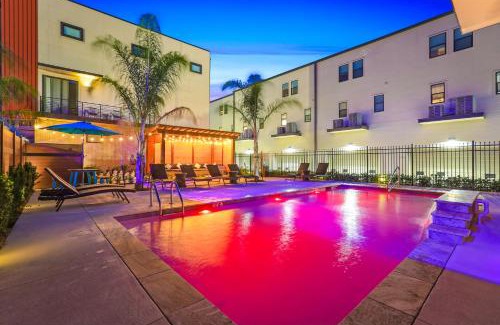 Mid-City House | Mid City Fully Furnished Townhouse