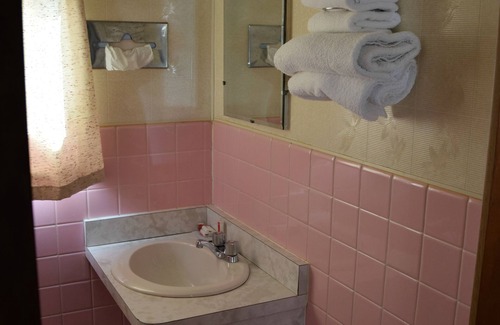 Sault Ste. Marie Hotel | Mid-City Motel