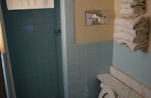 Sault Ste. Marie Hotel | Mid-City Motel