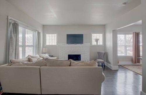 Gary House | Mid Term Rental Home In Gary, IN Buchanan