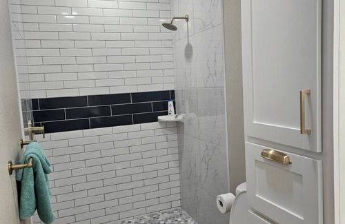 Amistad National Recreational Area Apartment | Mid-town Veranda/Centrally located.