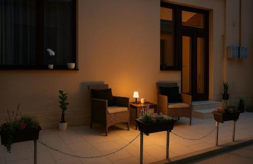 Oradea Apartment | Mid Ultra Central, Self Check In, Intrare Aquapark President