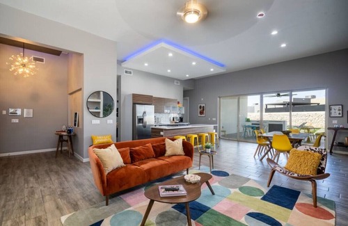 Biggs Field House | Midcentury Modern Oasis Eastside