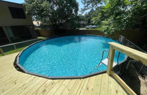 Mobile House | Midcentury Modern - Pool & Hot tub - Retro Retreat