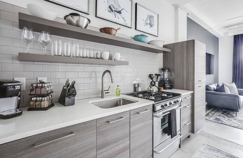Old Fourth Ward Apartment | Midnight Abode by Atlanta Luxury Rentals
