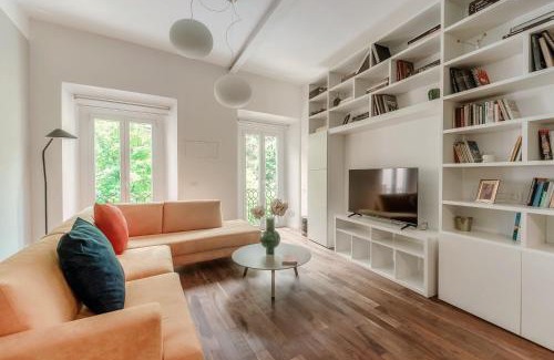 Como Apartment | Midnight Borgo - by MyHomeInComo