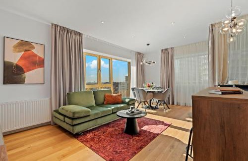 Aviatiei Apartment | Mido City Apartment with Parking and Self Check-in