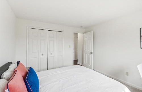 Parma Apartment | Midtown 3603 I Cozy & Comfy I Free Parking
