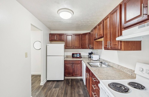 Parma Apartment | Midtown 3603 I Cozy & Comfy I Free Parking