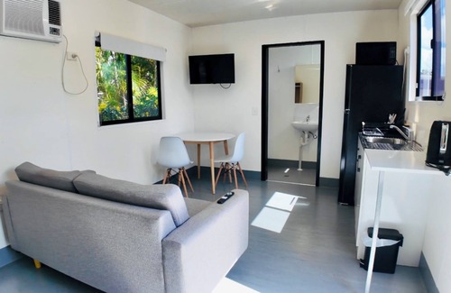 Millbank Cabin | MIDTOWN CARAVAN PARK