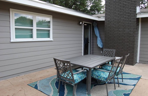 Graham House | Midtown Escape - located in the heart of Graham, Texas
