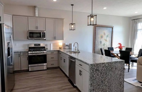 Joslyn Castle House | Midtown Luxury with Elevator & Views near UNMC