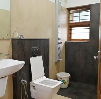 Kozhikode House | Midtown Meadow