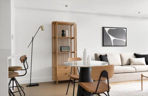 Midtown West Apartment | Midtown W 1BR w Gym Doorman nr Times Sq NYC-692
