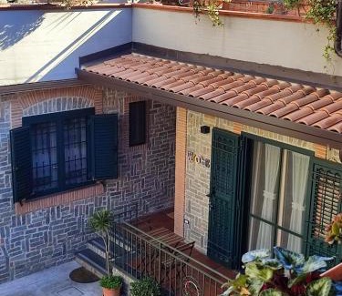 Sant'Egidio del Monte Albino House | Midway House Italy