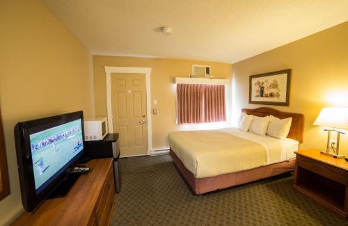 Brandon Hotel | Midway Motel