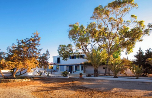 Formentera Cottage | Migjorn house10pax.5 bedrooms+5 bathrooms.Sea views.800 meters Migjorn beach.