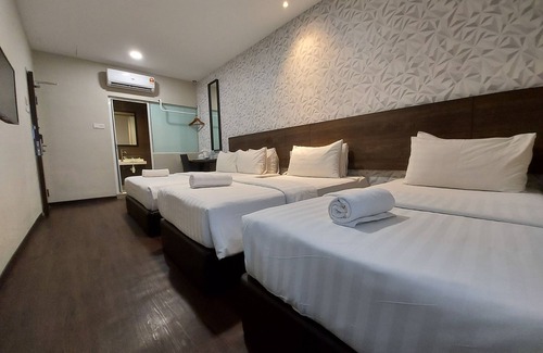 Taman Desa Tebrau Hotel | MIICO Hotel @ Mount Austin