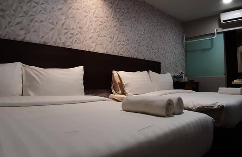 Taman Desa Tebrau Hotel | MIICO Hotel @ Mount Austin