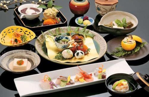 Kira-cho Resort | Mikawawan Resort Linx
